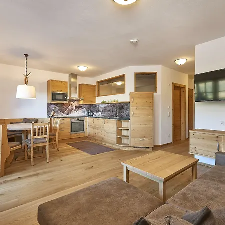 Berg- & Seeblick Pfefferbauer * ツェル アム ゼー