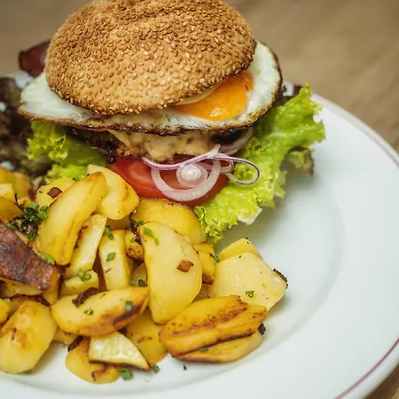 Berg- & Seeblick Pfefferbauer ツェル アム ゼー